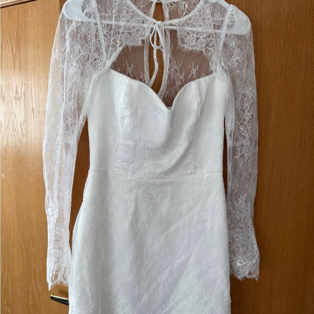 Elegant White Lace Dress